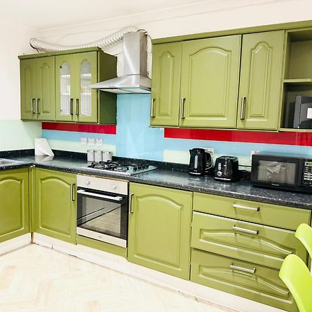 5Br House, Free Parking Offa12, Contractor, Big Families, Relocation Redbridge Exterior foto