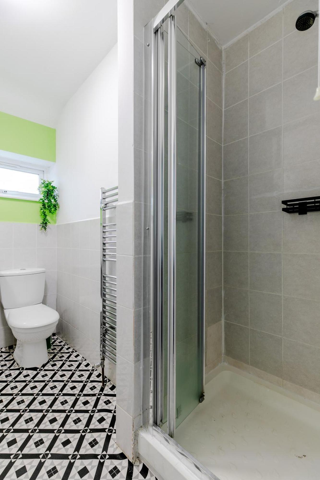 5Br House, Free Parking Offa12, Contractor, Big Families, Relocation Redbridge Exterior foto