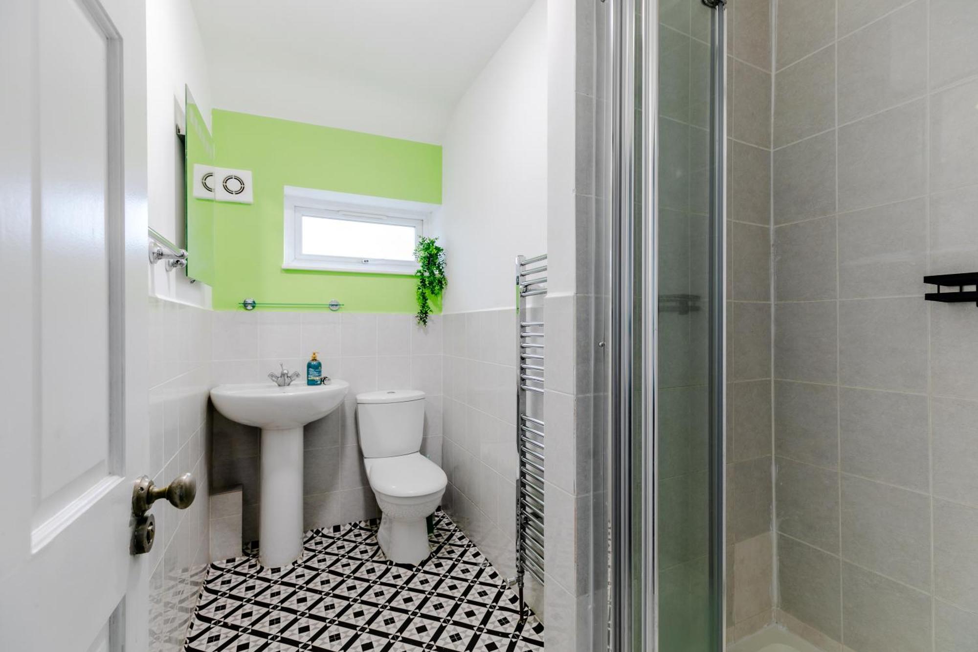 5Br House, Free Parking Offa12, Contractor, Big Families, Relocation Redbridge Exterior foto